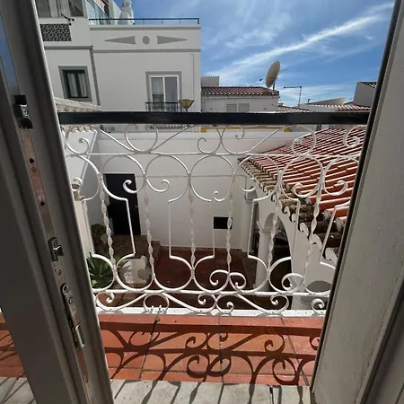 The Secret Old House - Historic Center Tatil Evi